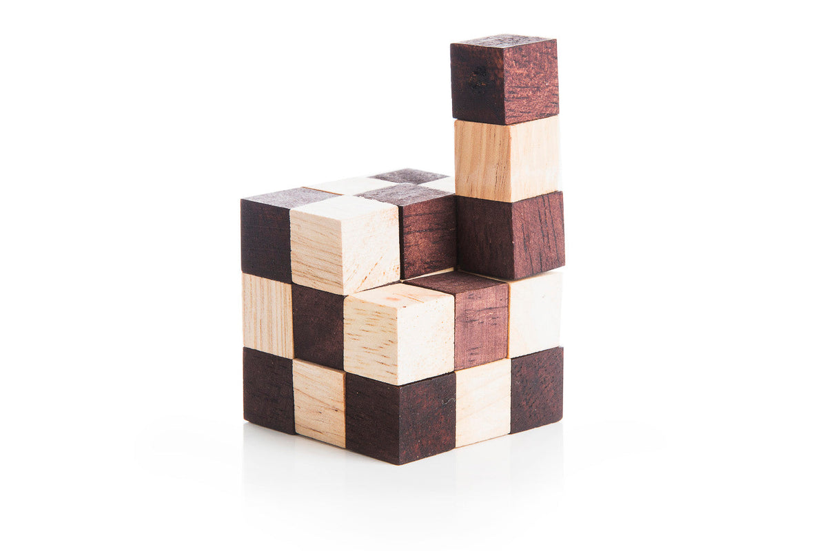 Snake Puzzle Cube and 3D Puzzles for Adults in Hands with Wooden Designs –  BSIRI GAMES