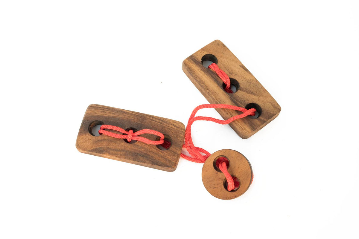 The Rat Trap - Wooden String Brainteaser Puzzle