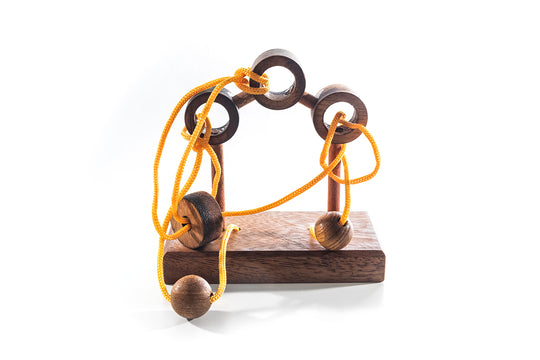 3 Circles Disentanglement Wooden Puzzle