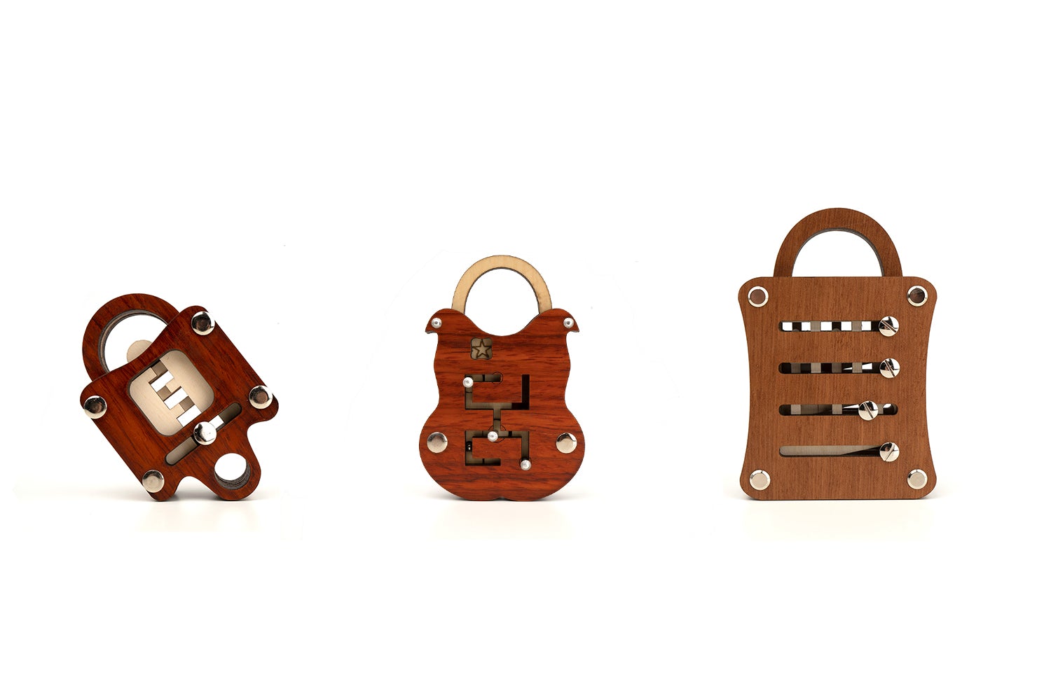 https://kubiyagames.com/cdn/shop/products/Escape-room-wooden-puzzle-lock-set-kubiya-games.jpg?v=1642785029